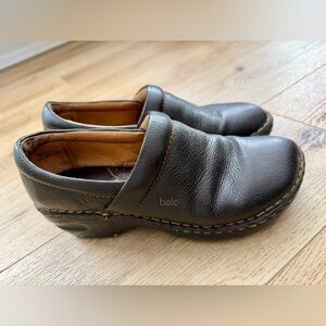 Bolo Brown Leather Slip-On clogs 9.5